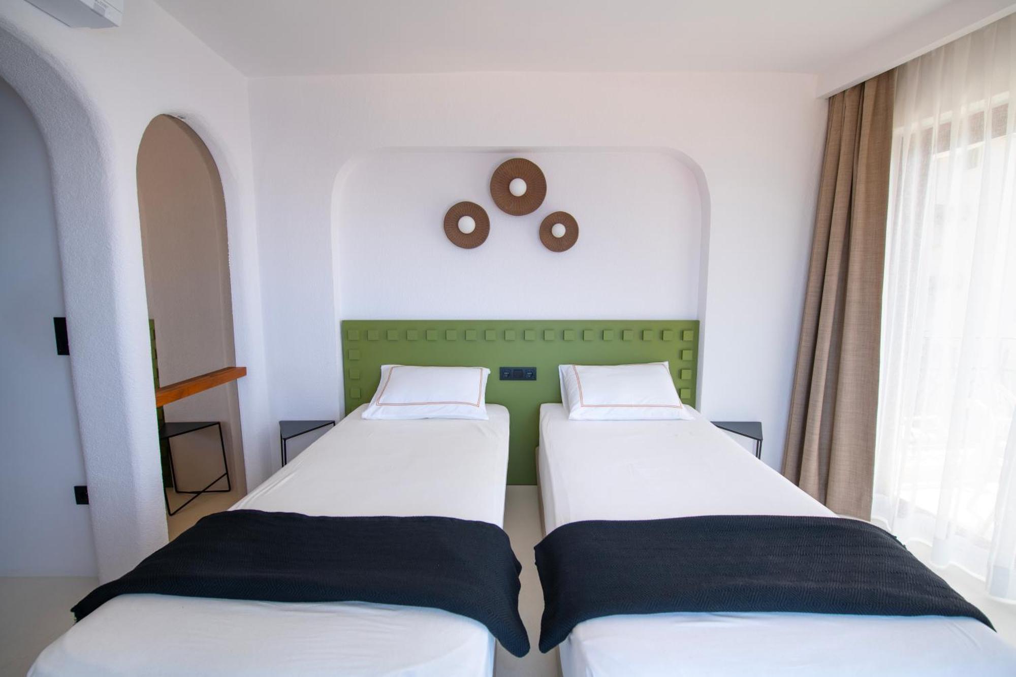 קס Hotel Begonvil מראה חיצוני תמונה